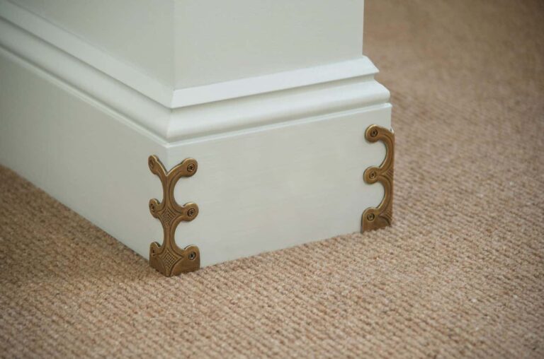 Protect Baseboard Corners From Damaged Best Fix Simple Lifesaver   Skiffers In Antique Brass Detail By Stairrods Uk Scaled 768x508 