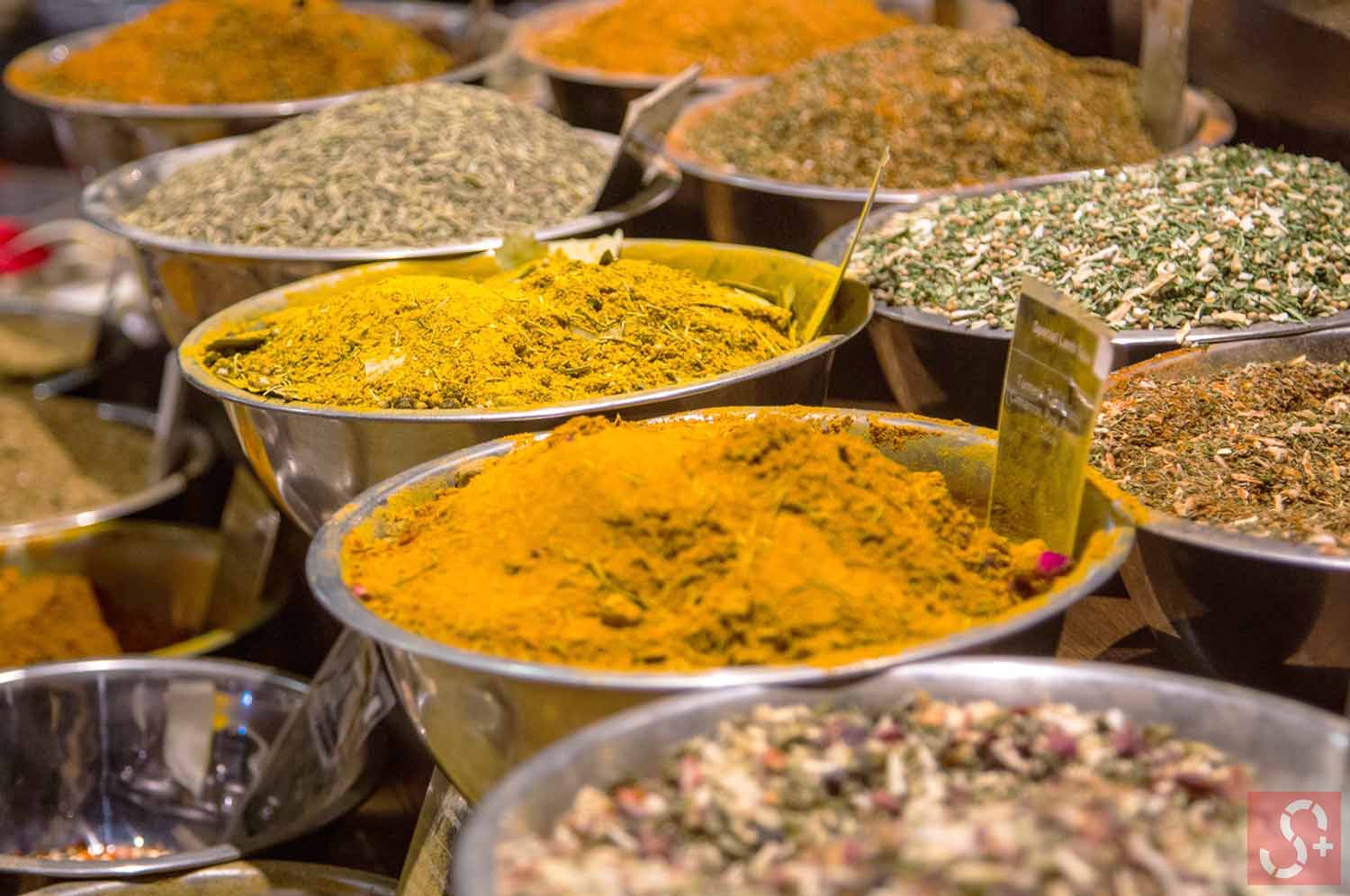 Curry Powder along with other Powders
